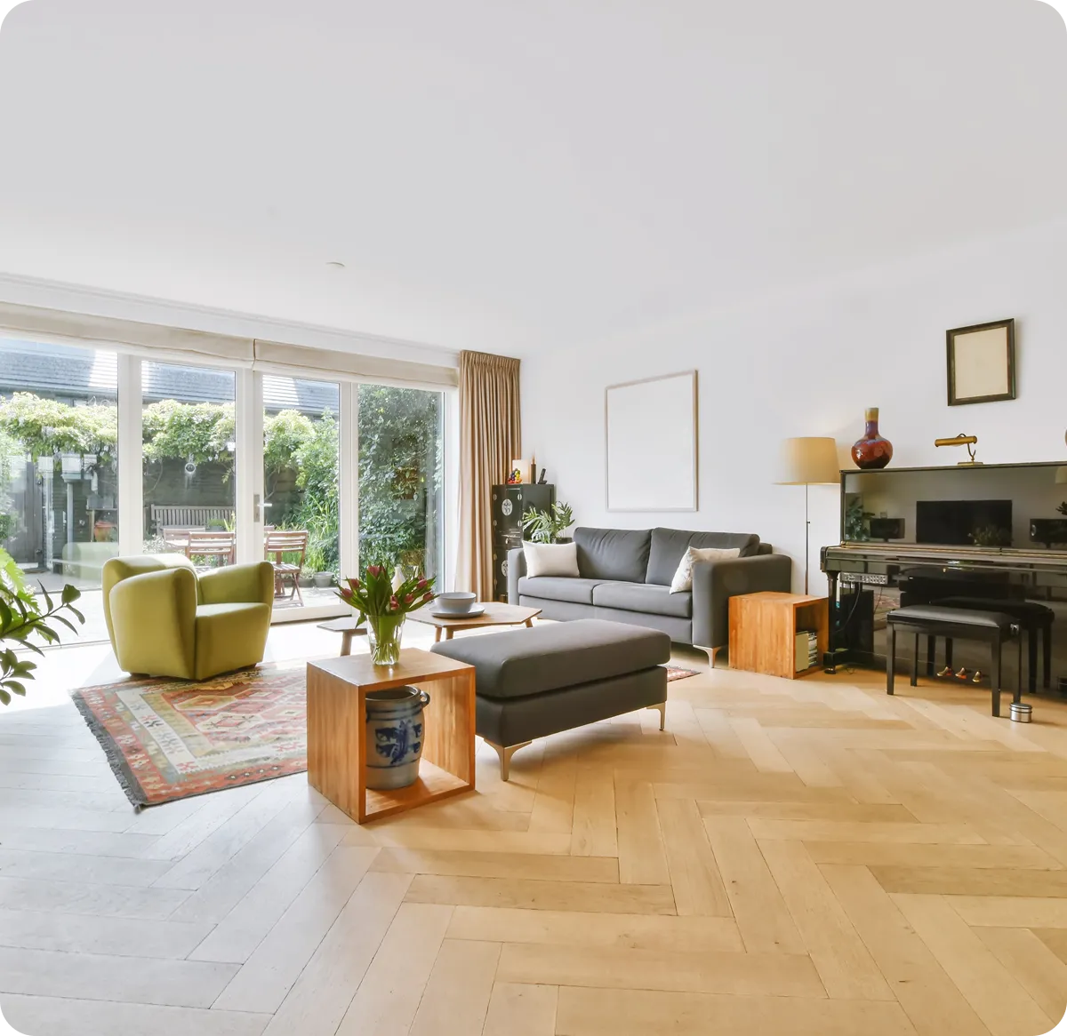 Minimalist decor with earthy tones